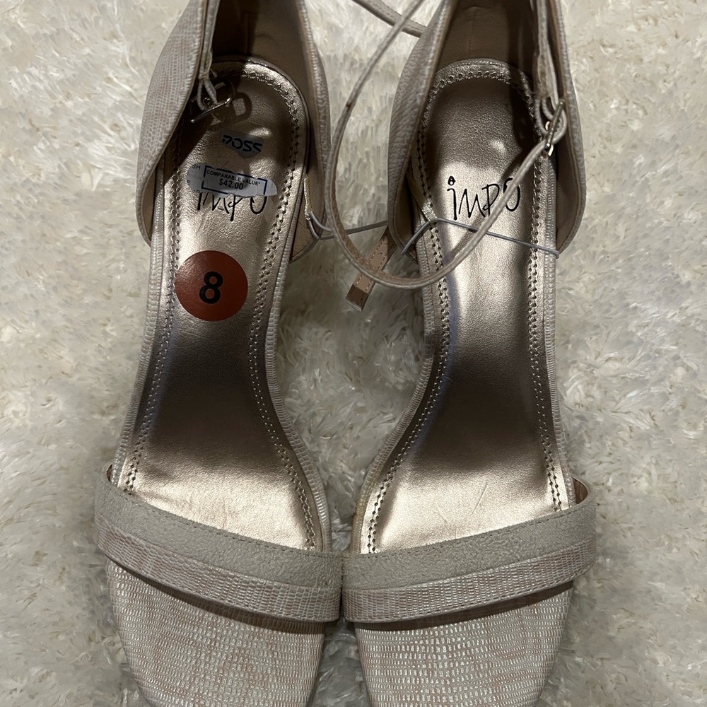 Impo Women's Cream Sandals